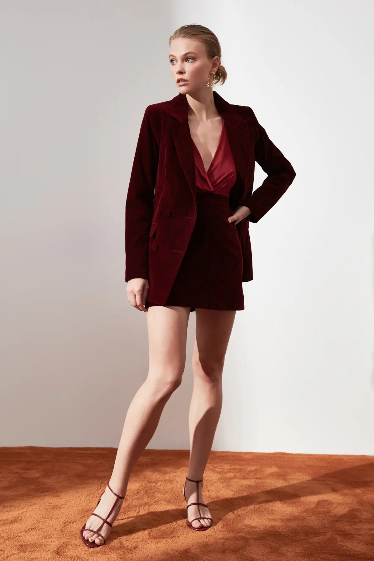 

Trendyol Straight Skirt TWOAW20ET0598