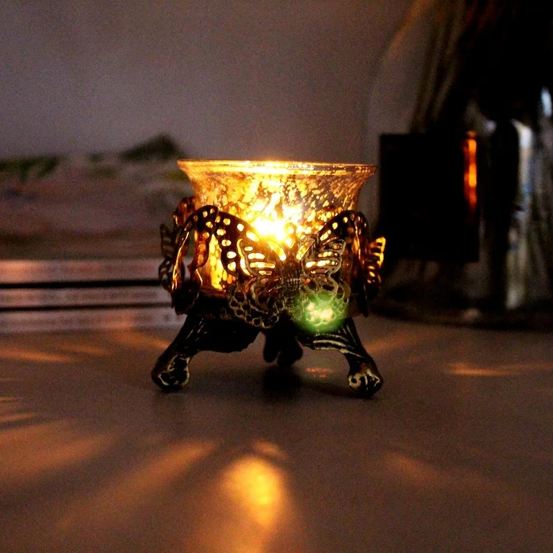 Стеклянный подсвечник используемый резной полый украшения для ужина атмосферы