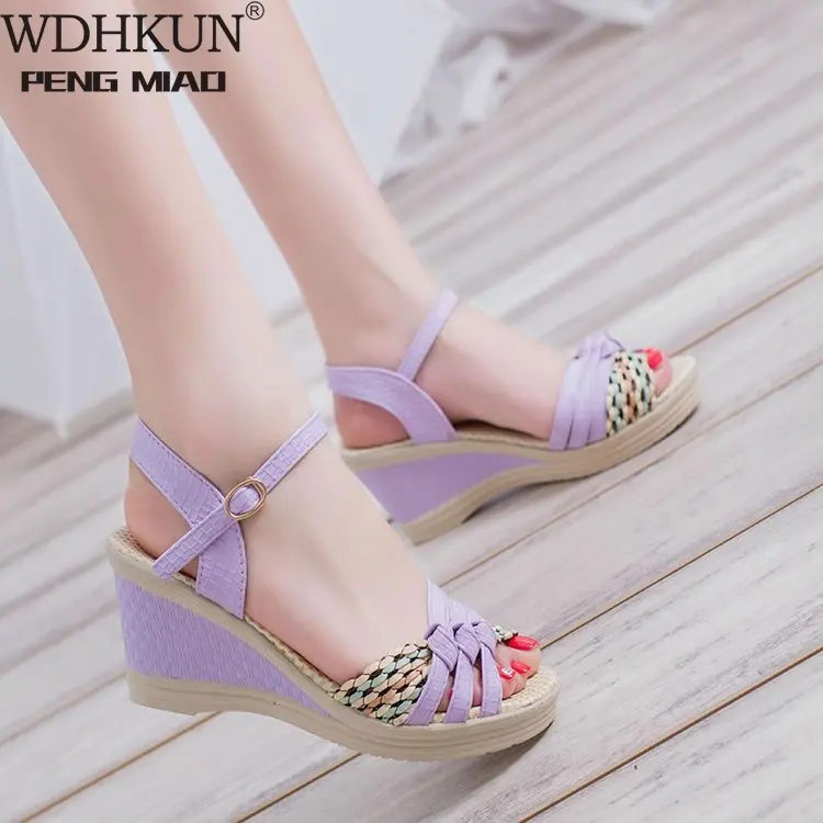 

2021 Летние босоножки в богемном стиле, на танкетке; Женские сандалии; Повседневная женская обувь; Модная пробка тканая обувь на плоской подош...