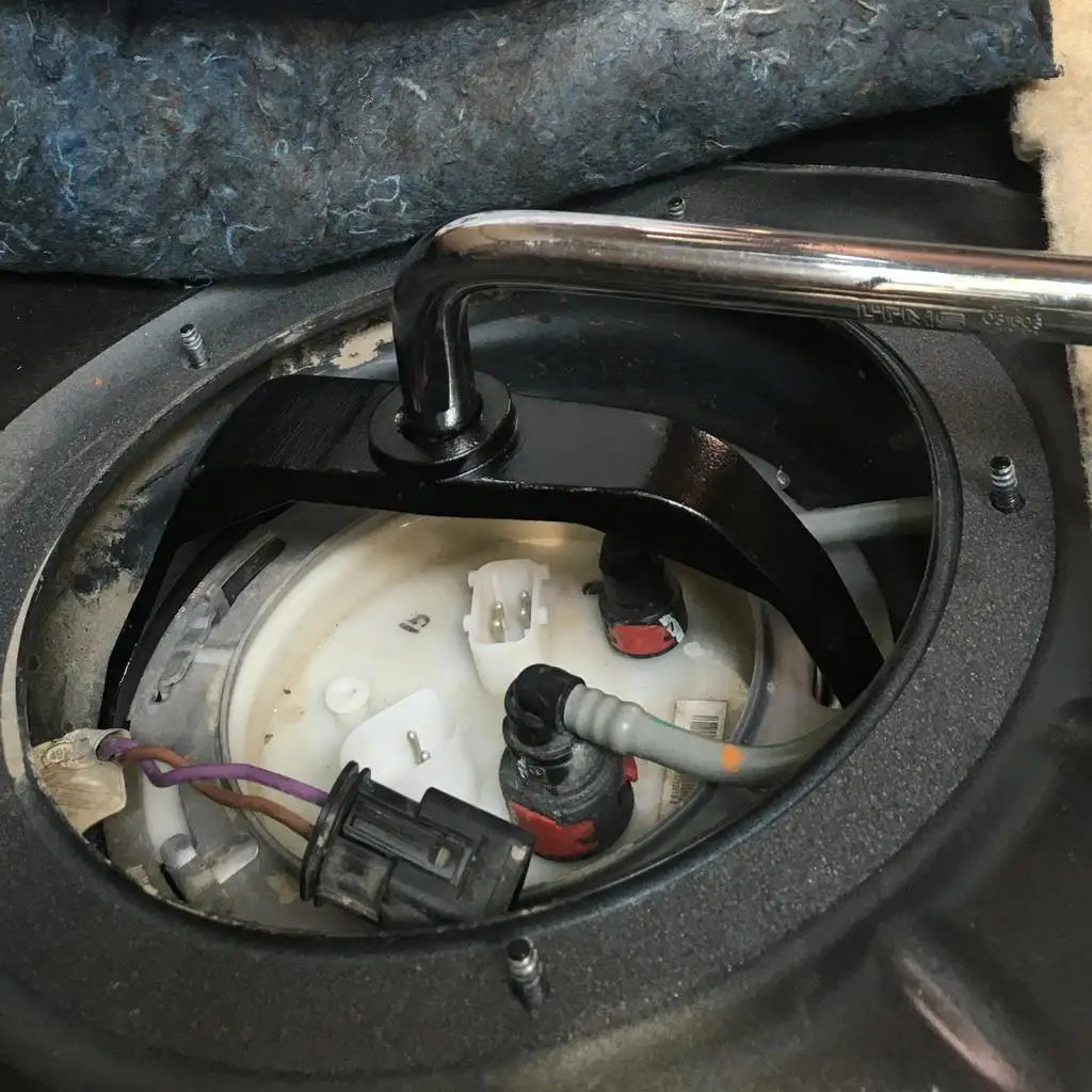 7.48&quot Fuel Tank Lock Ring Tool Pump Senders Removal Install Tools suits for Audi BMW Chevrolet Chrysler Fiat Ford GM |