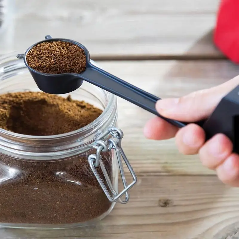 

1Pcs Creative Coffee Spoon Cartoon Giraffe Multifunction Coffee Spoon Lovely Coffee Bean Powder Quantitative Spoon Kitchen Tools