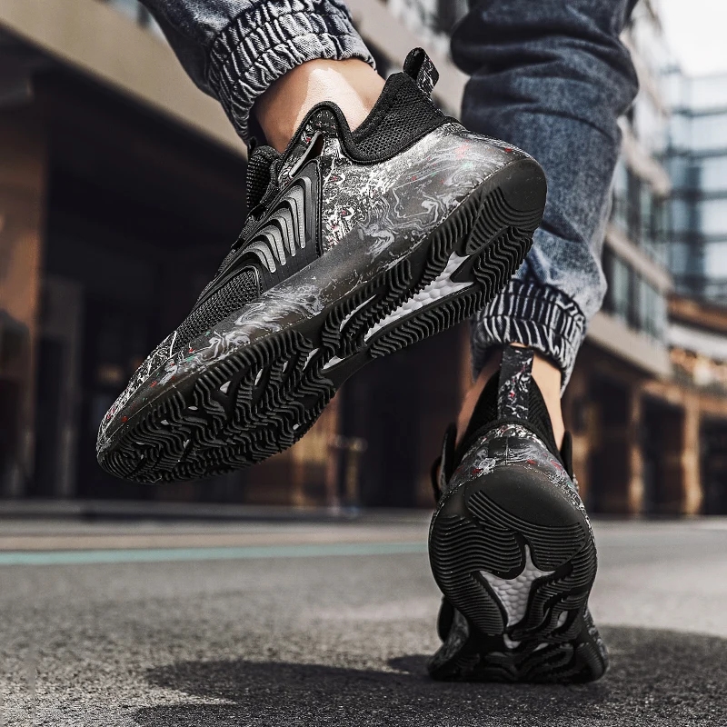 

New Arrival Men Running Shoes Wear-Resistant Popcorn Bottom Sneakers Men Reflective Daddy Shoes Male Breathable Jogging Footwear