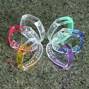 Спортивный Браслет для Xiaomi Mi Band 6, 5, 4, 3, ремешок для часов, силиконовый ремешок для Xiaomi Mi Band 4, 3, браслет Miband 5, 6, ремешок