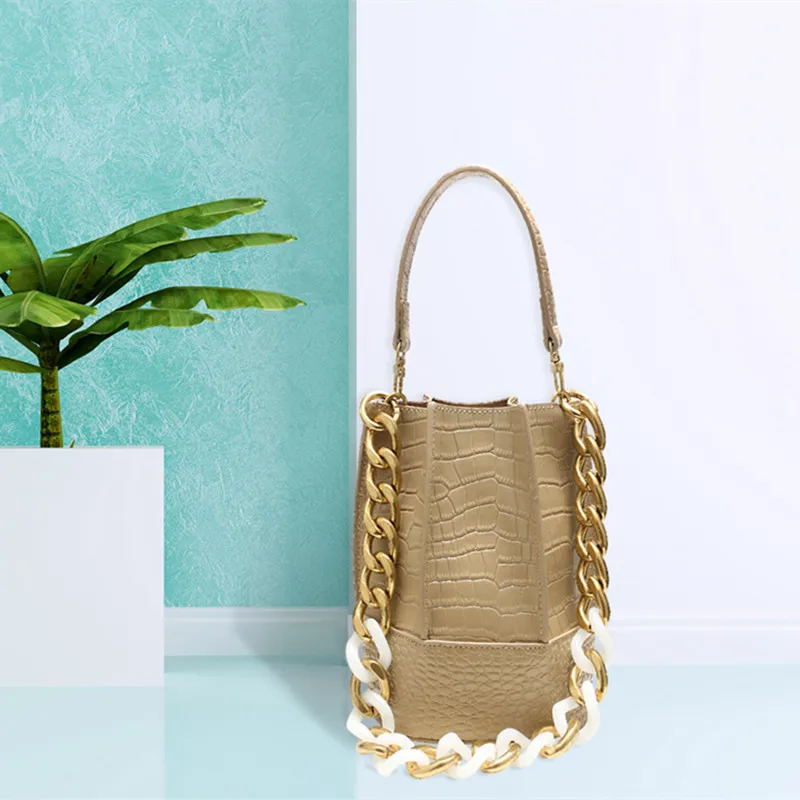

Crocodile Pattern Bucket Handbag Fashional Designer Solid Color Composite Bag Coated Cowhide Leather Women Chain Shoulder Bags
