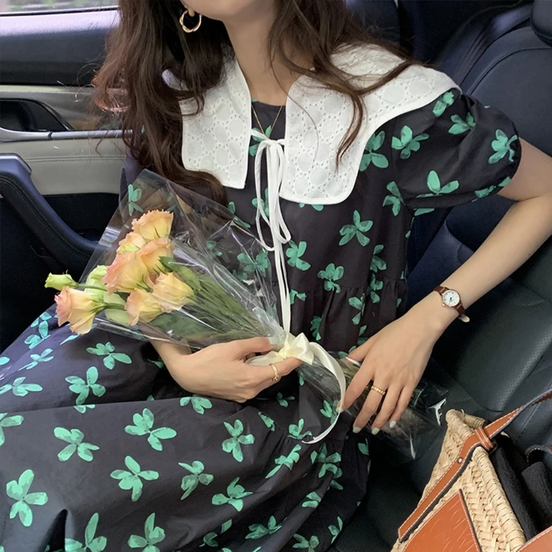 

Floral Embroidery Shawl Wrap Mini Capelet Hollow Decorative Scarf Fake Collar L41B