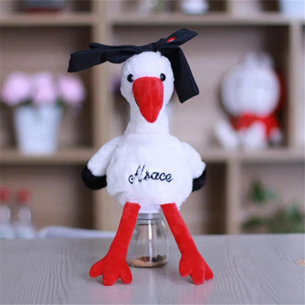 говорящая курица. говорящая курица. говорящая курица. плюшевая курица игрушка. курица прищурилась.