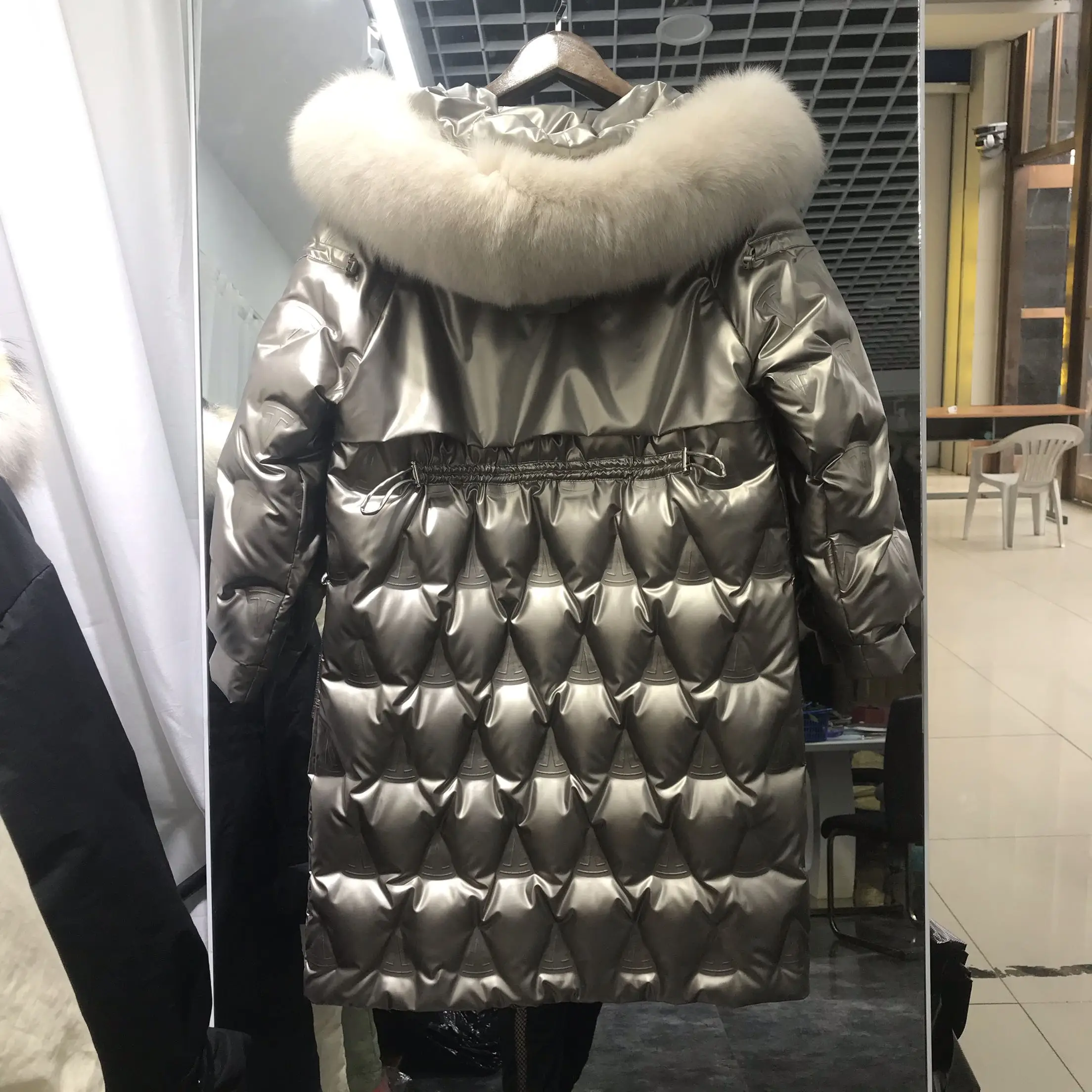 

2023 Real Fox Fur Collar White Duck Down Jacket Female Warm Down Parka Woman Korean Puffer Coat Women Glossy Down Long Coat Snow