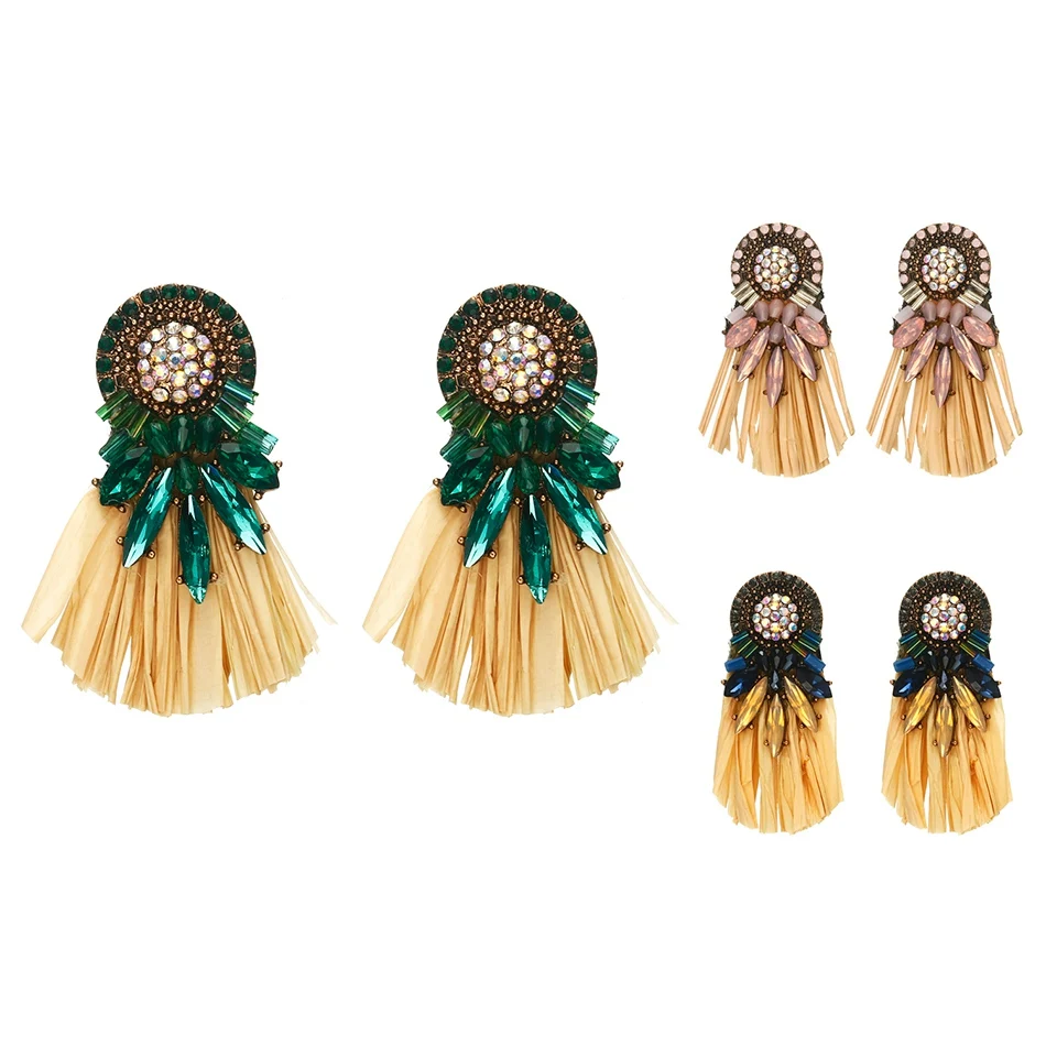 Подходящие модные серьги для