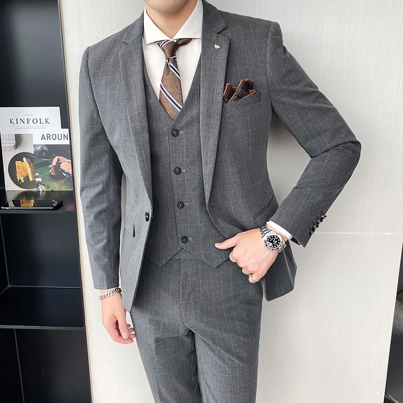 

Suit suit men's three-piece suit Korean version of the slim small suit professional formal wear best man groom wedding dress