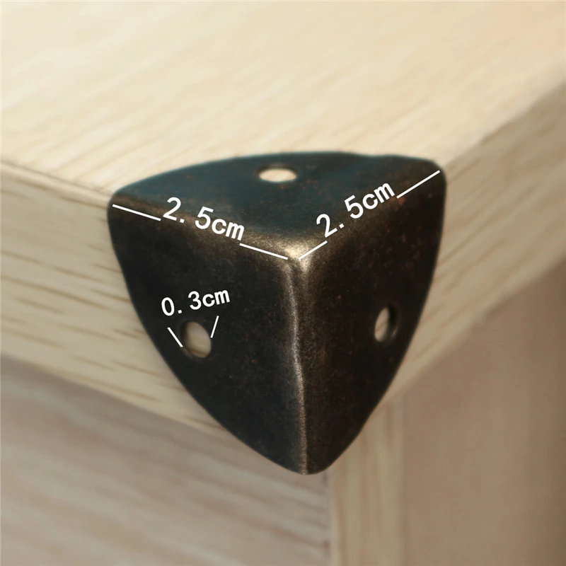 

MTSPACE Угловые кронштейны для мебели бронза