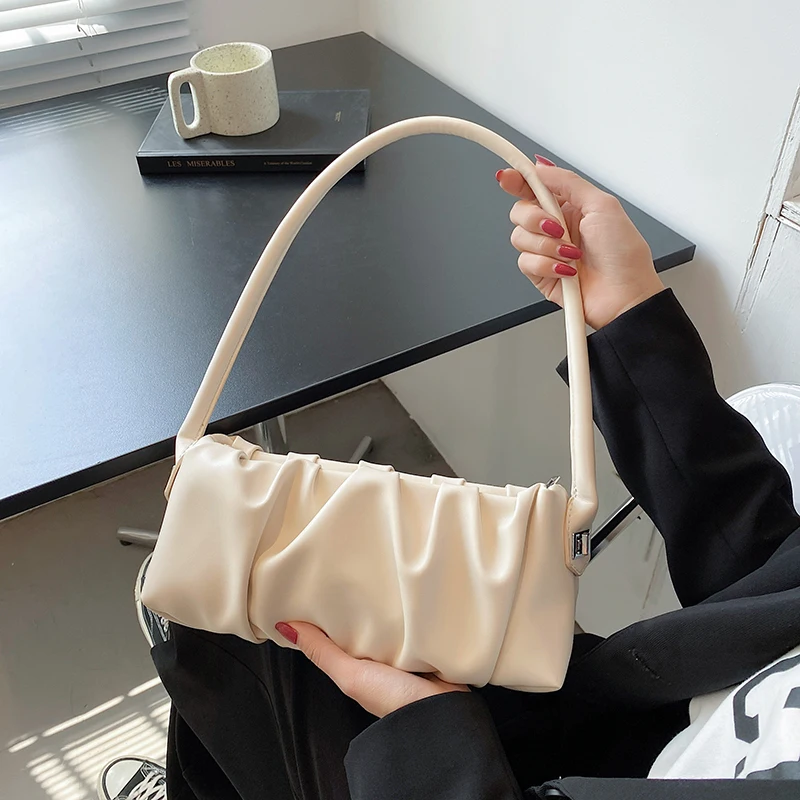 

2021 New Woman Shoulder Bag High Quality PU Chain Diagonal Small Bag Luxury Designer Handbag Underarm Bag 2021 Summer Female Bag