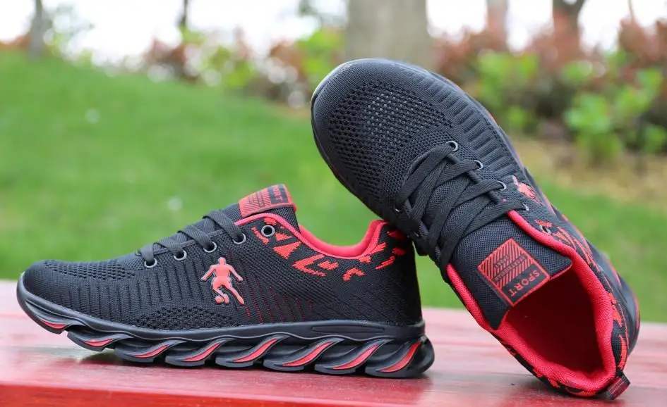 Мужская обувь для бега Цвет черный красный Jordan кроссовки из сетчатого материала