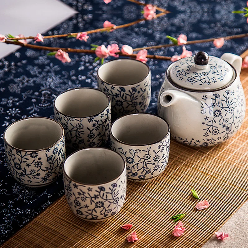 

Japanese-style Hand-painted Under-glaze Coloured Teapot Set with One Pot and Five Cups Tea Set Thanksgiving Tea Pot and Cup Set