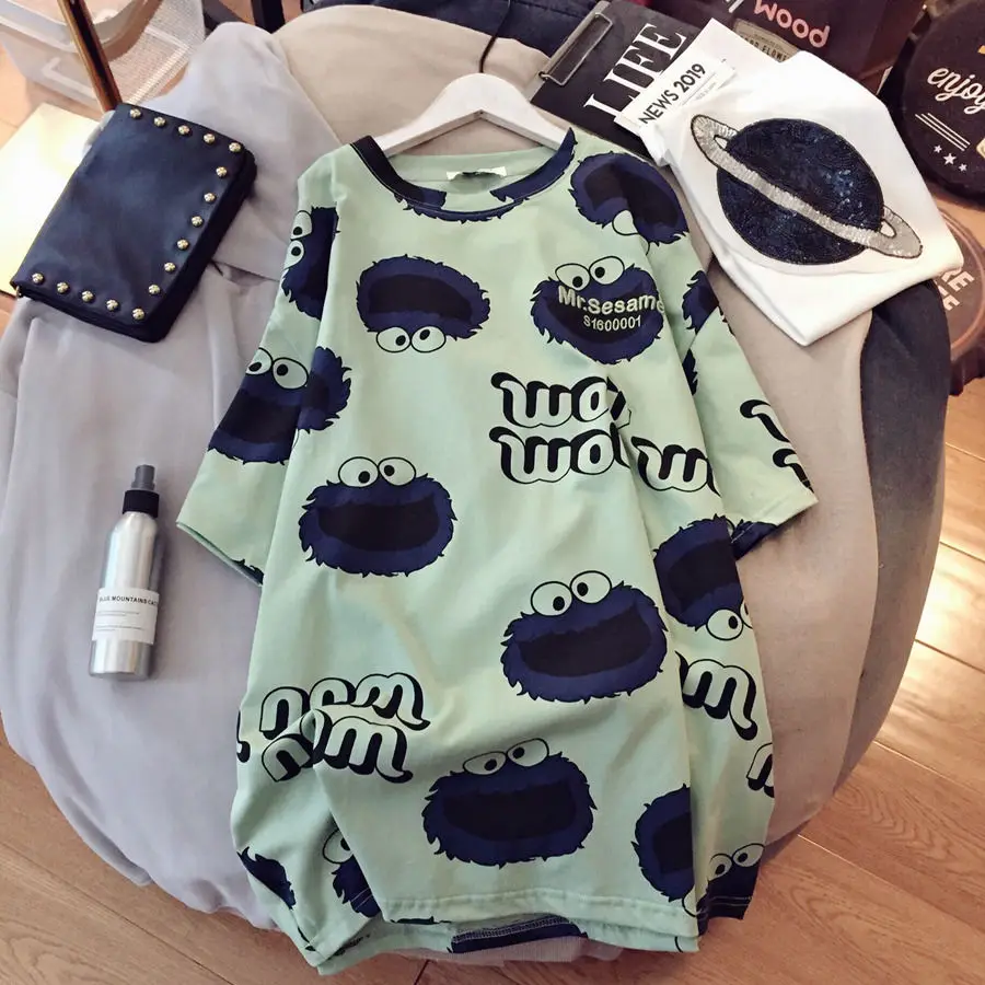 

2021 Summer New Mid-length Short-sleeved Loose Embroidered T-shirt Female Large Size Cartoon Print Top