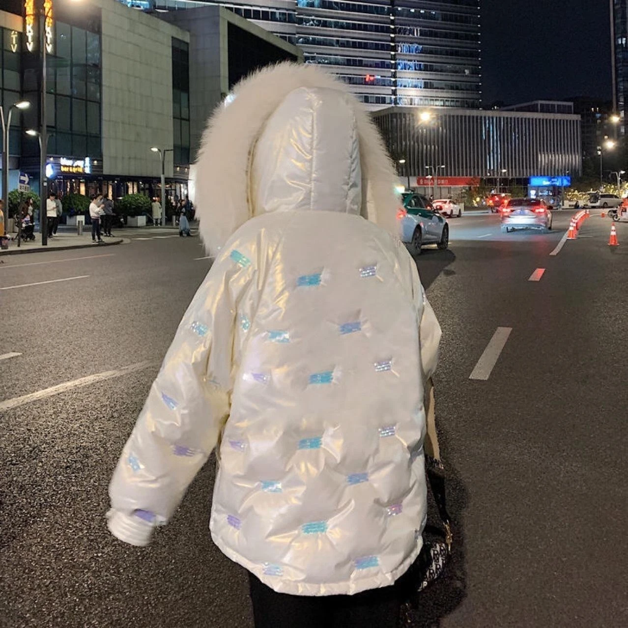 Fur Hooded Waterproof Outwear Women Cotton Lined Parkas Clothing Casual Jacket Winter Warm Jackets Women New Fashion Clothing