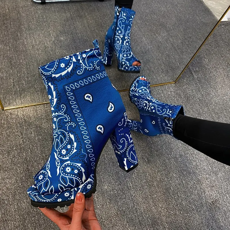 Женские босоножки Новинка 2020 года Повседневная женская обувь из флока с открытым