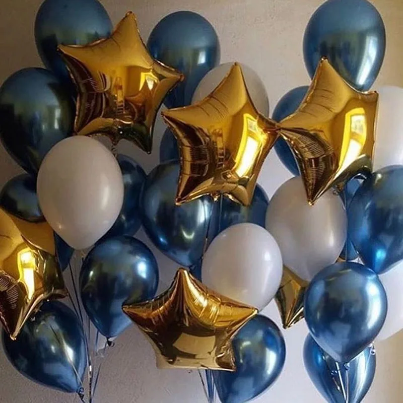Золотистые и серебристые металлические шары декоративные из фольги в виде звезд
