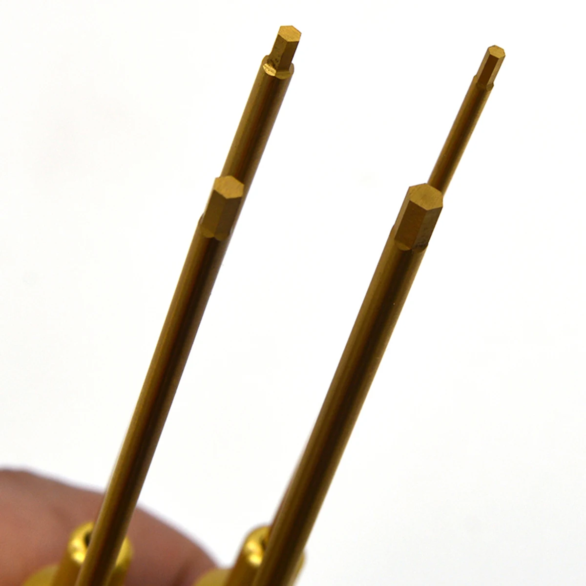 многоцелевой набор инструм