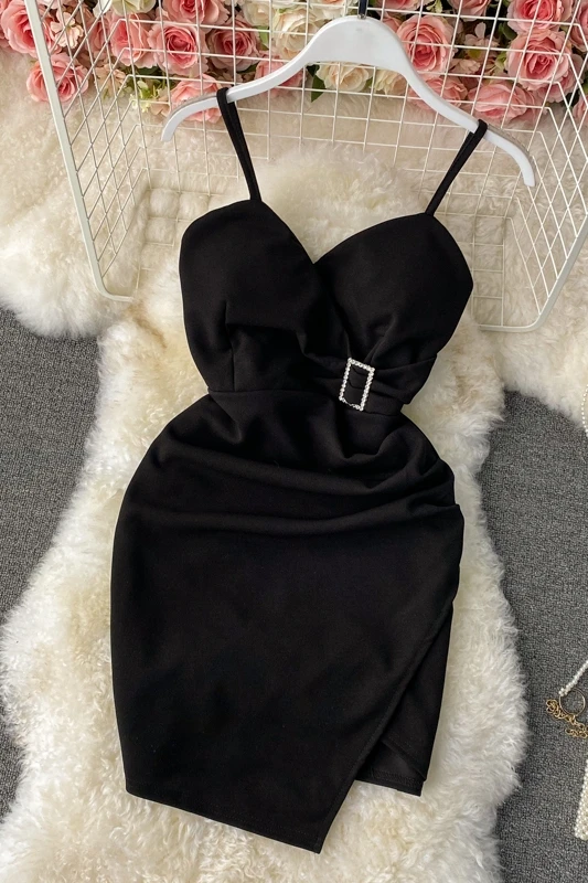 

2021 Korean new dress V-neck slim irregular design sense celebrity temperament evening dress skirt