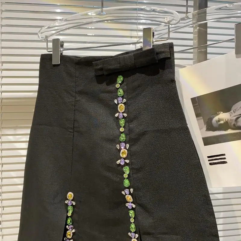 

2021 Summer Short Skirt New Handmade Color Rhinestone Beaded Temperament High Waist Women Sheath Skirt A-line Mid Skirt