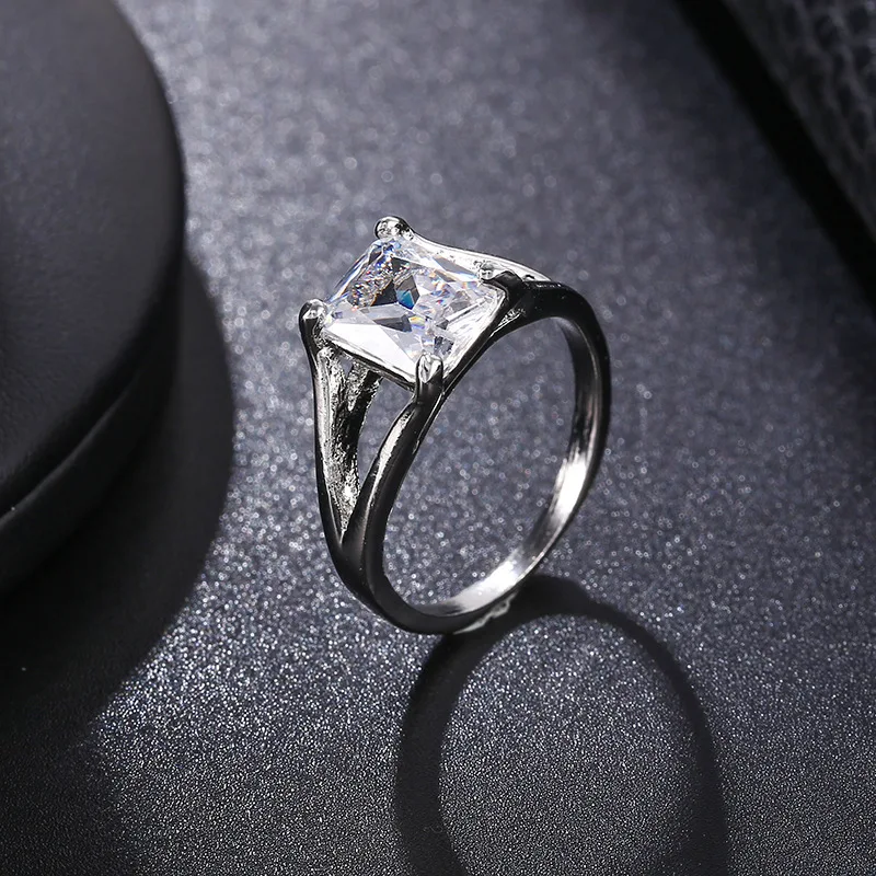 

Luxury White Austrian Crystal Big Square Stone Rings For Women Silver White Sapphire Zircon Wedding Band Engagement Ring Jewelry