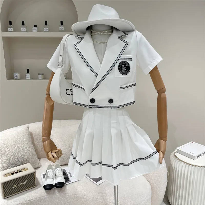 

Women's Clothing Spring Summer 2021 Niche Design Fashion Short Sleeve Suit Jacket Pleated Skirt