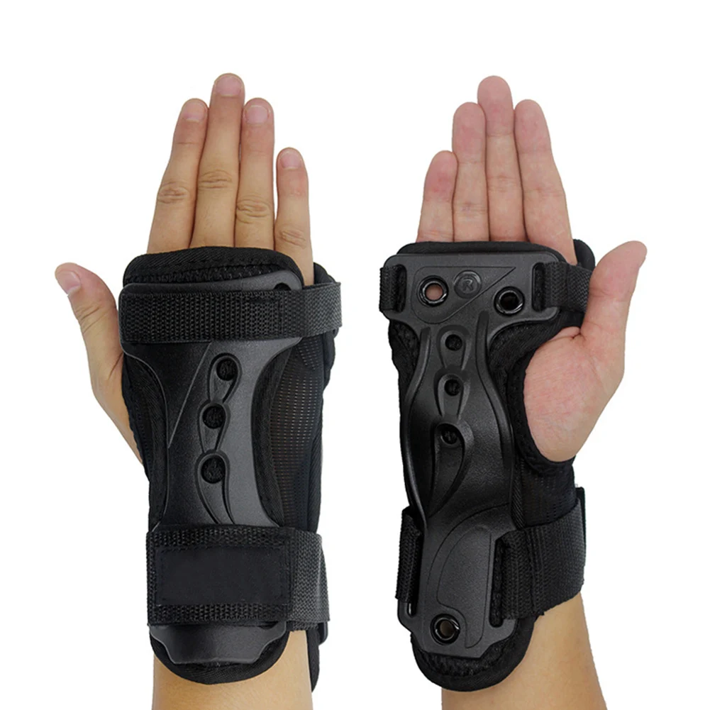

Sports Lightweight Wrist Support EVA Wrapping Adjustable Gloves Brace Outdoor Roller Skating Protective Gear Black Breathable