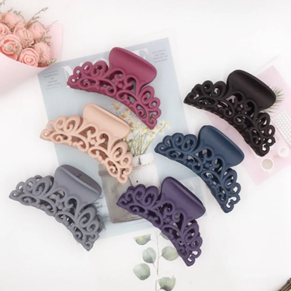 Женская заколка краб для волос черная пластиковая Заколка с вырезами