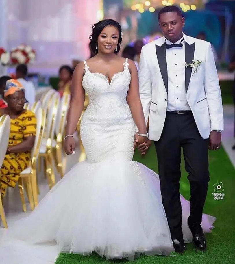 

Straps Ivory Lace Mermaid Wedding Dresses Africa Elegant Bride Dress Lace Appliques Vintage Gorgeous Bridal Gowns Marriage