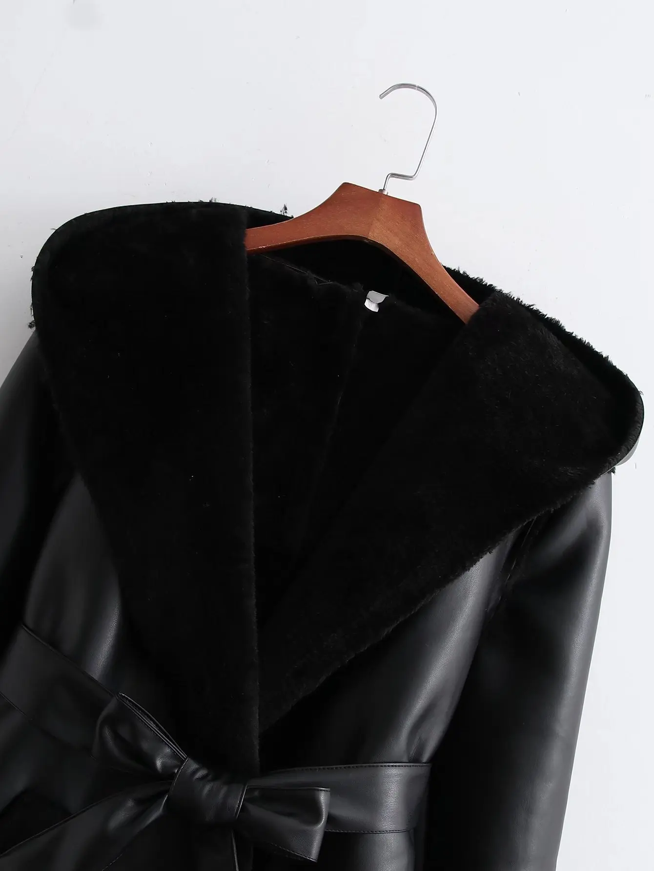 Повседневная Женская Шуба PUWD из искусственного меха с капюшоном Осень-зима 2021