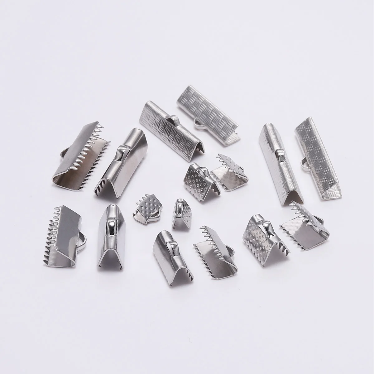 

30pcs/lot Crimp End Bead Buckle Clasp Stainless Steel Cord Flat Cover Clasps For DIY Necklace Bracelet Jewelry Making Connectors