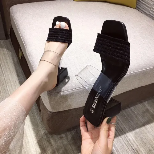 

Shoes Transparent Slippers Luxury Slides Slipers Women Square heel Low Med Designer 2021 Block Summer Soft Rome Hoof Heels Fabri