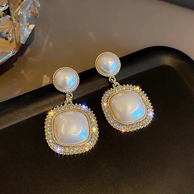 

Fashion Elegant Vintage Geometric Round Pearl Rhinestone Drop Earrings For Women Trendy Zircon Earring Party Wedding Jewelry