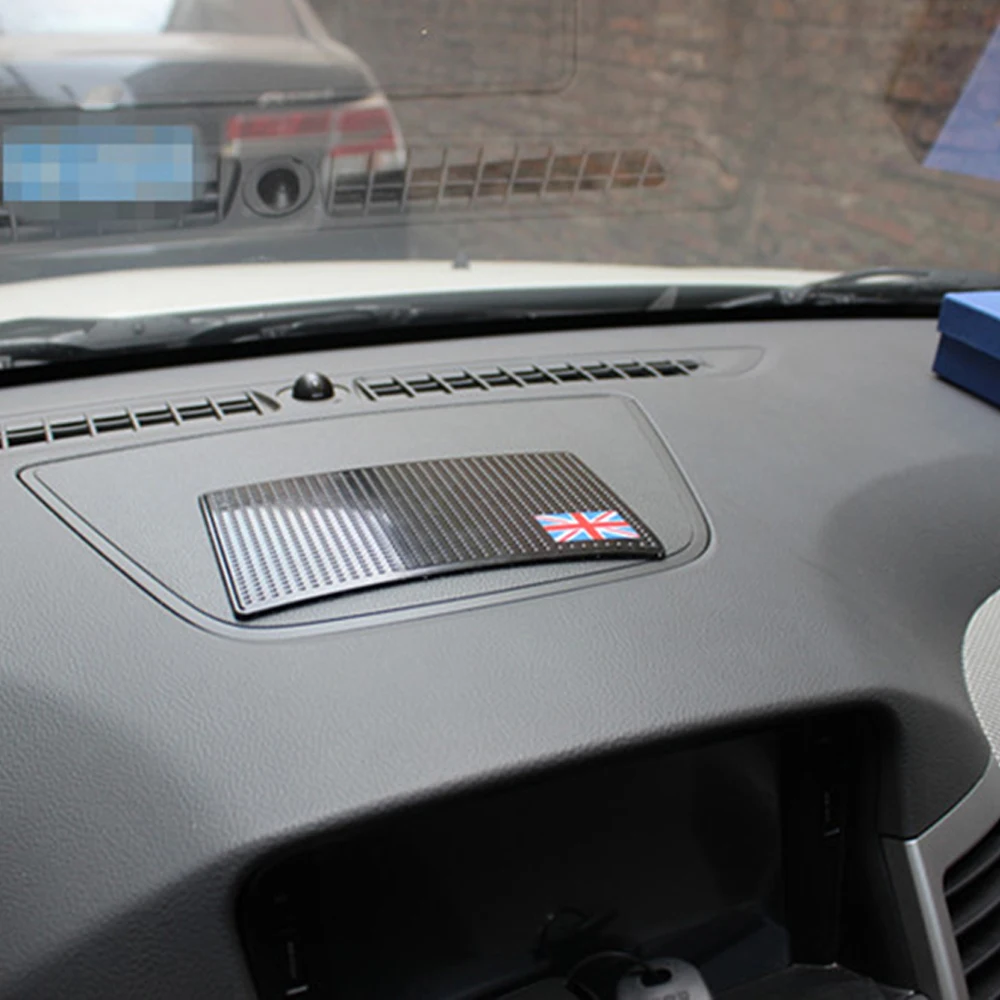 Автомобильный держатель для телефона на присоске Противоскользящий коврик Mini