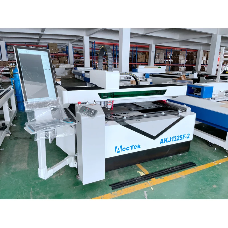 Two Laser Heads Fiber Cutting Machine Carbon 4X8ft CNC Cutter 1325 1530 |