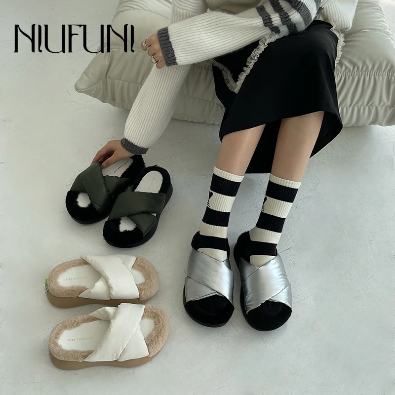 

NIUFUNI Plush Shoes Outdoor Platform Warm Cotton Slippers Open Toe Simple Casual Flats Women's Shoes Soft Wool Slip-On Slides