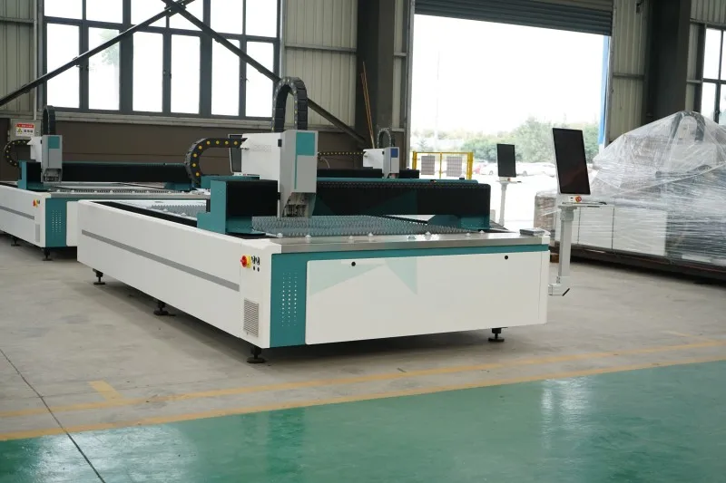 Оптовый волоконный лазерный резак для резки металла из нержавеющей стали 1 кВт 5 2