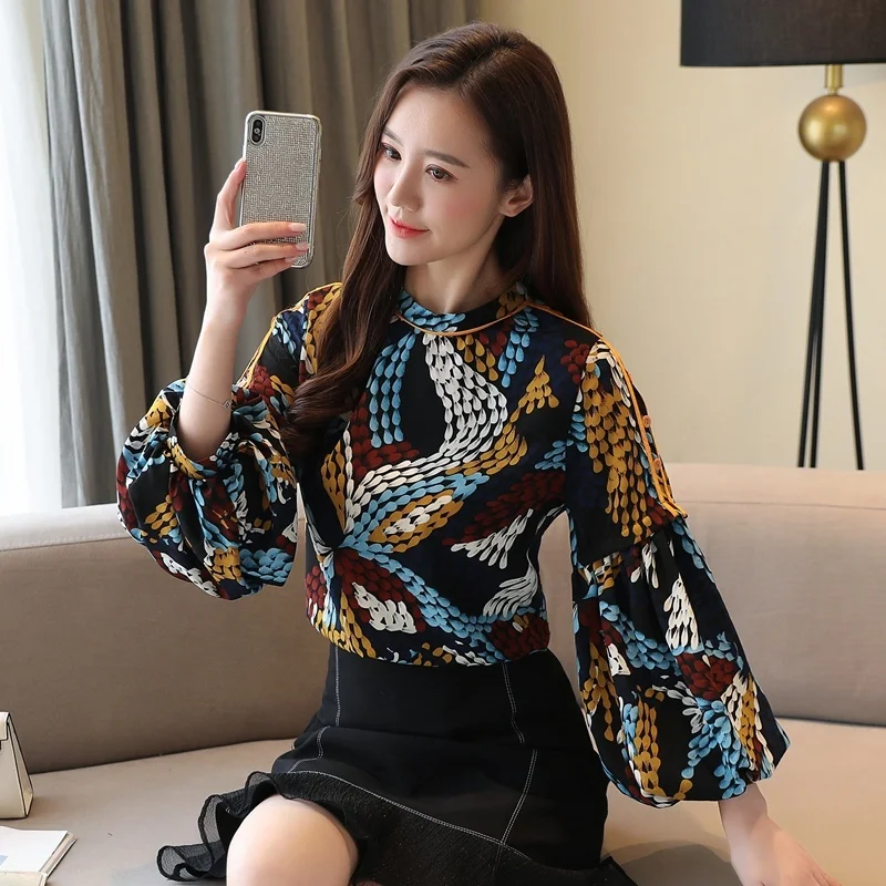 Autumn Fashion Woman Blouses 2020 Chiffon Shirt Female Lantern Sleeve Floral Shirt Womens Top Blusas