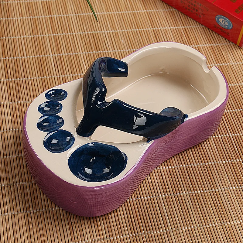 

Creative Ceramic Ashtray Cute Flip-flop Ashtray Living Room Hotel Crafts Decoration Slipper Ashtray