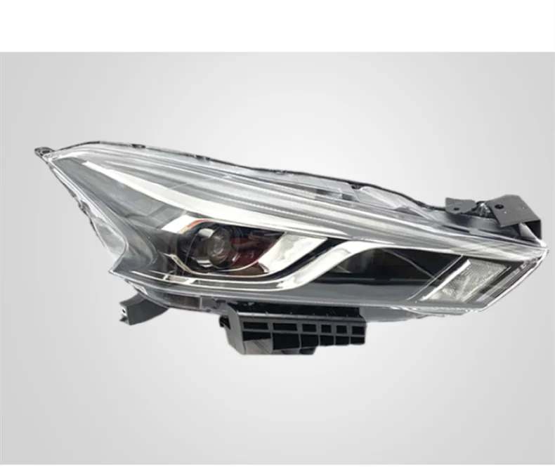 

Фара Qirun в сборе для Nissan Bluebird 2016-2019