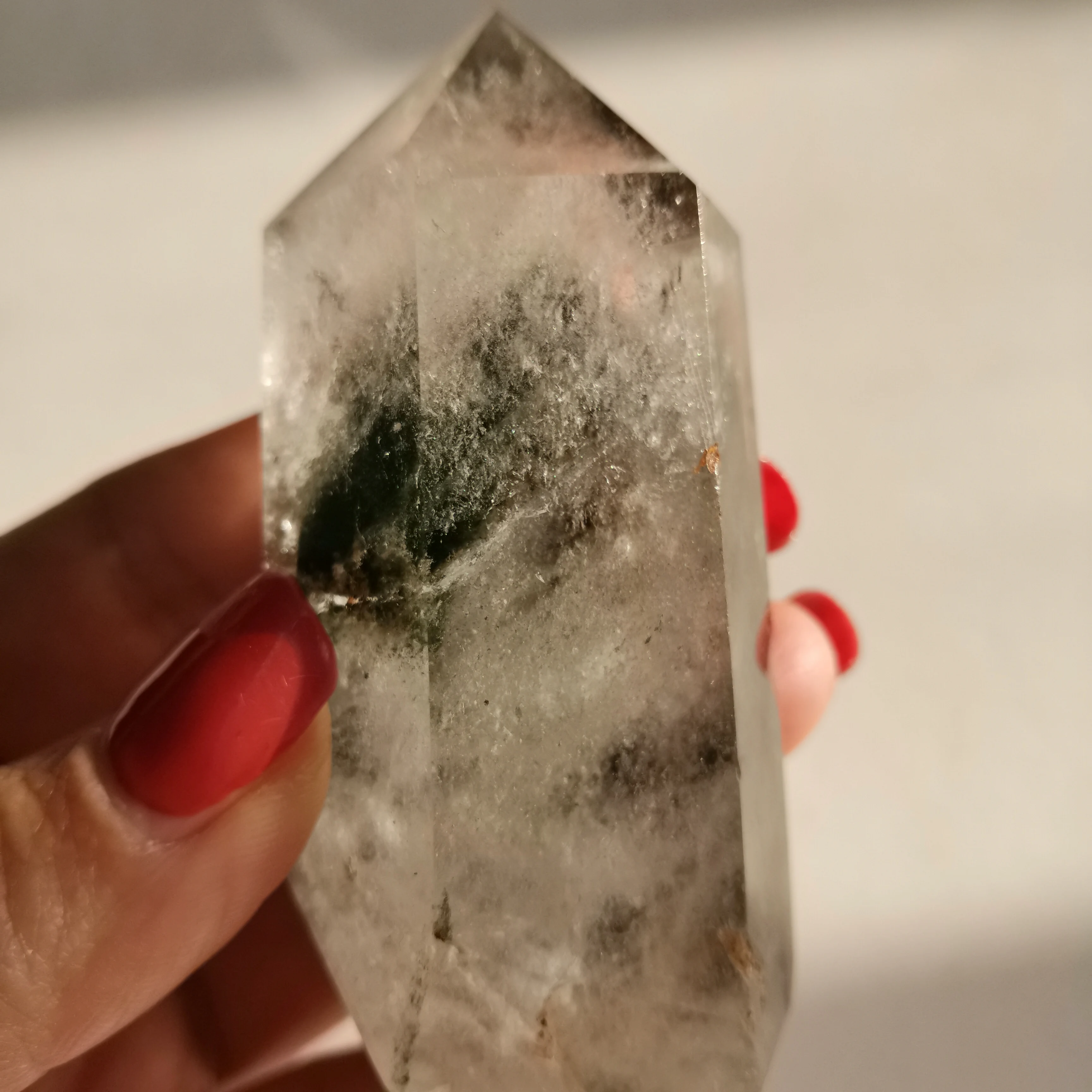 Кристаллы dohaibogoo helaing 126 г естественные характеристики зеленый Phantom Quartz одна точка