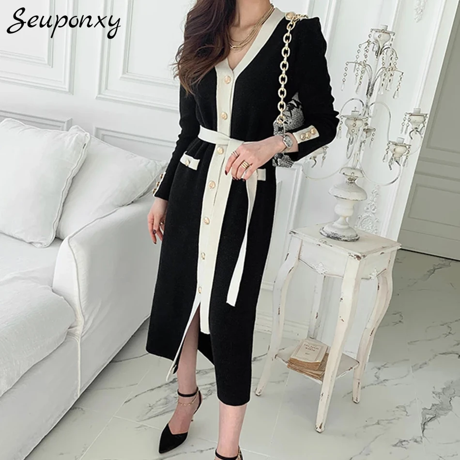 

High-Quality Sexy V-Neck Contrast Color Long-Sleeved Single-Breasted Belt Knitted Dress Elegant Women'S 2021 Autumn Casual Dress