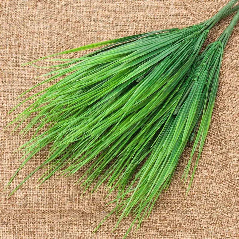 Искусственная трава 9 пучков искусственной пластиковой зеленой весенней травы