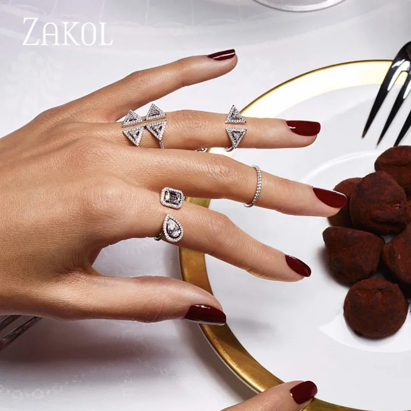 ZAKOL сверкающие в виде геометрических фигур кубического циркония открытые