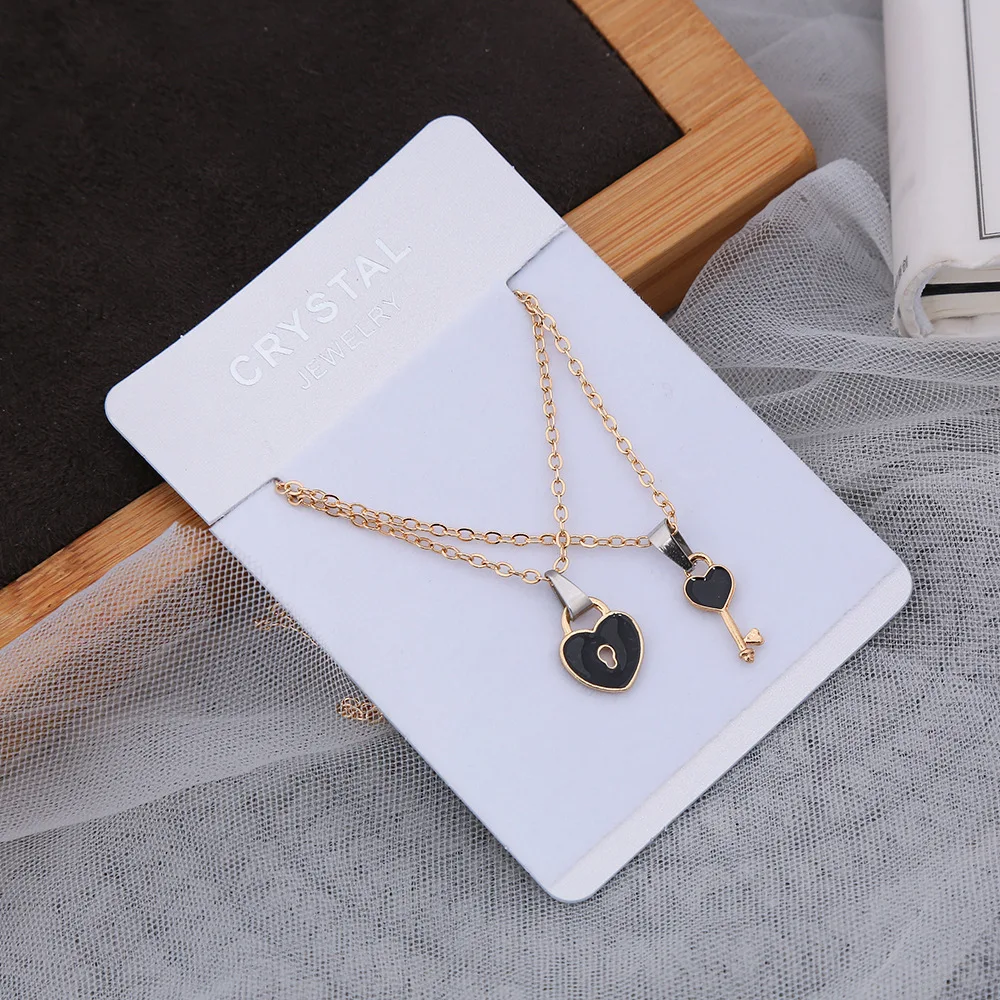 

Heart Lock Paired Pendant Necklaces For Women Men Lovers Best Friends Trendy Sweet Couple Necklaces Party Fashion Jewelry Gifts