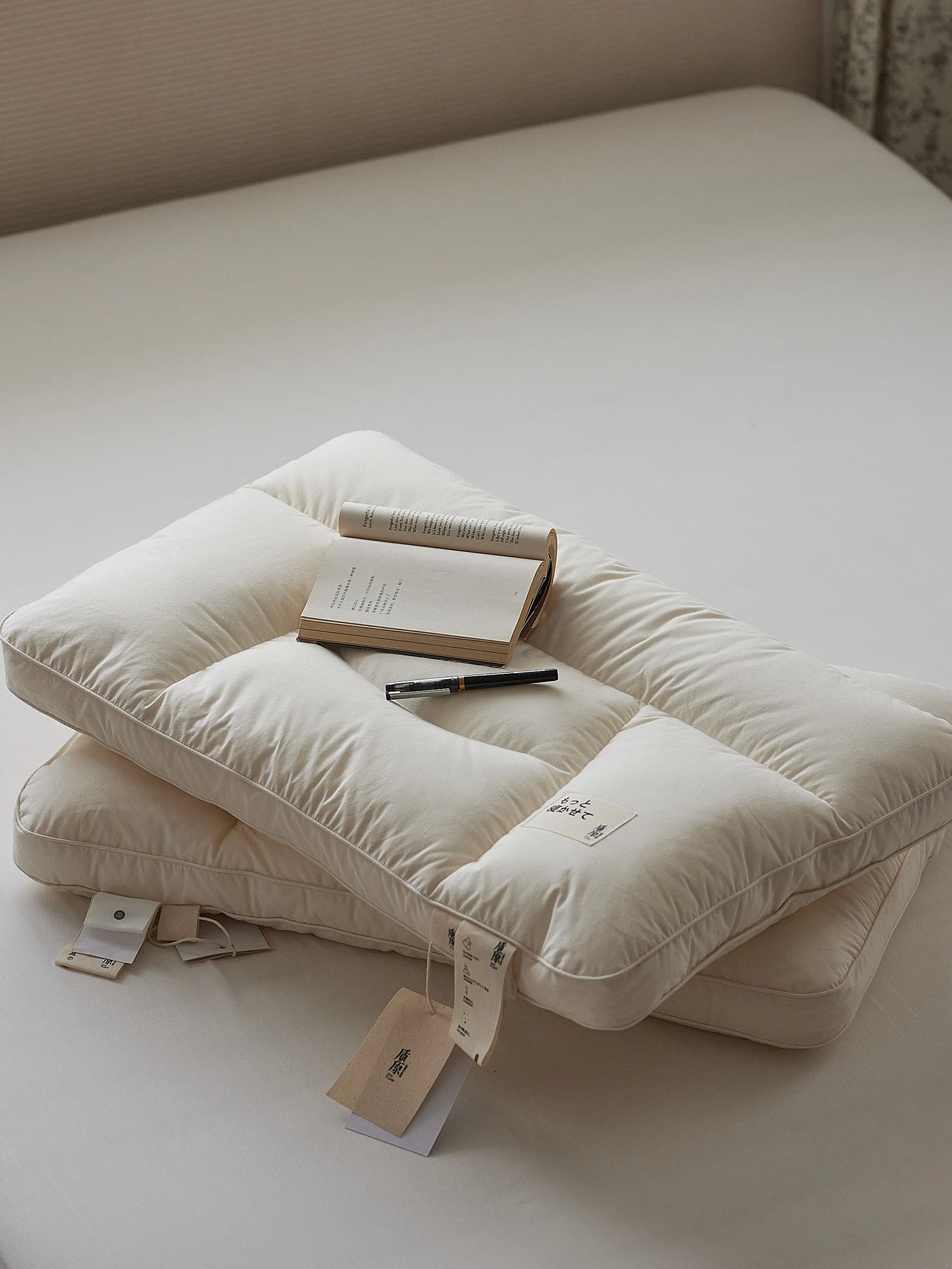 

Экологичная бактериостатическая подушка из чистого хлопка класса А, одиночная моющаяся домашняя подушка для шейного отдела позвоночника