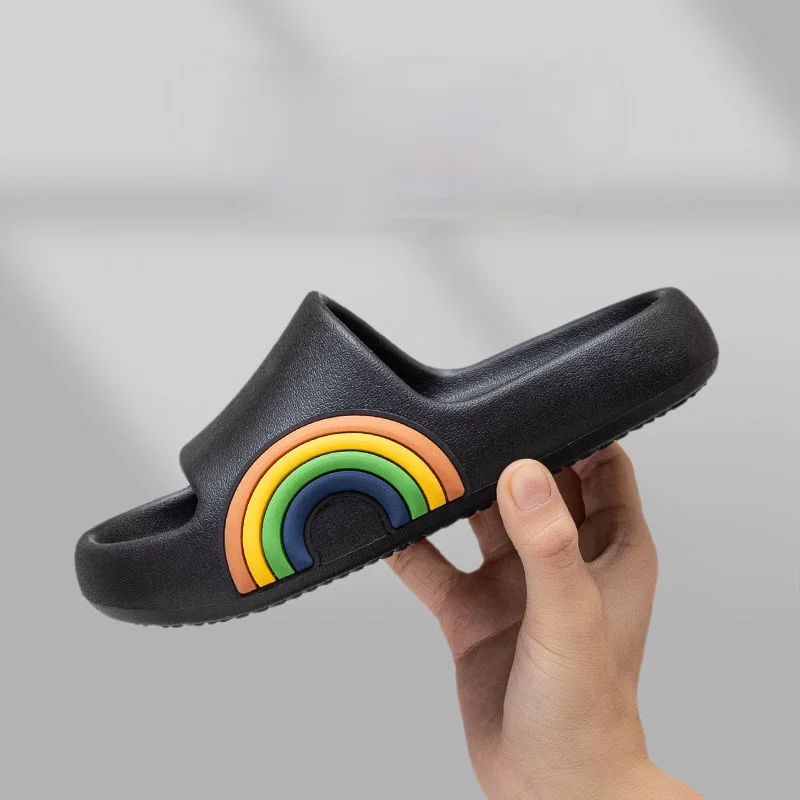 

Kids Slippers New Summer Rainbow Boys Girls Slippers EVA Non-slip Children Beach Shoes Baby Home Sandals Kids Flip Flops