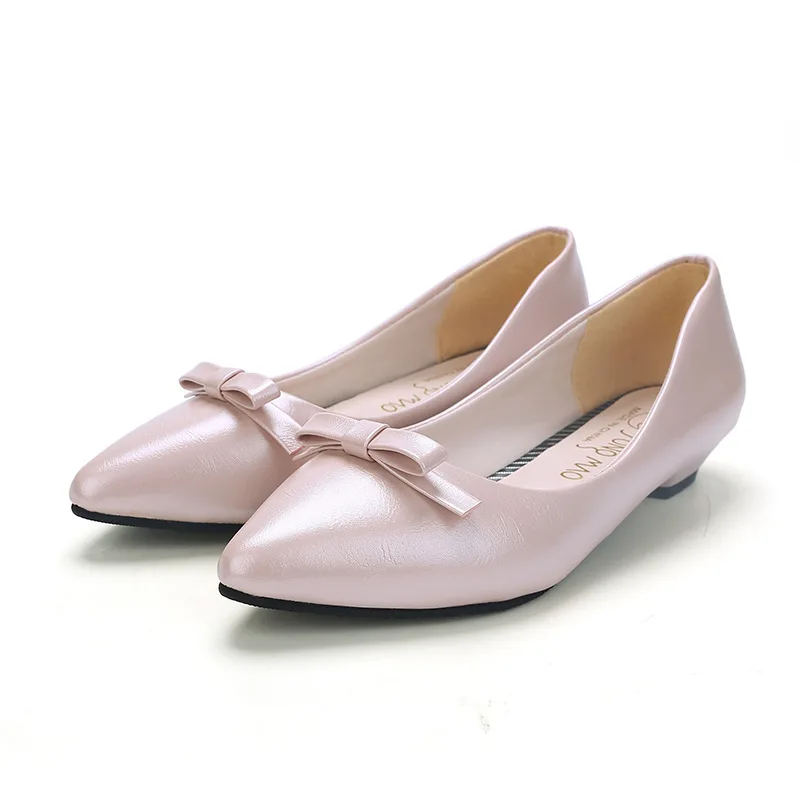 Туфли женские с закрытым носком профессиональные бантом на высоком толстом