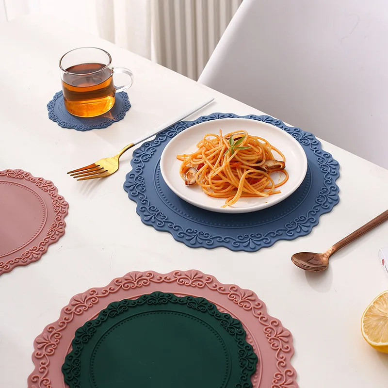 

European Lace Silicone Table Mat Retro Embossed Heat Insulation Thickened Round Anti-Skidding Pad Kitchen Waterproof Placemat