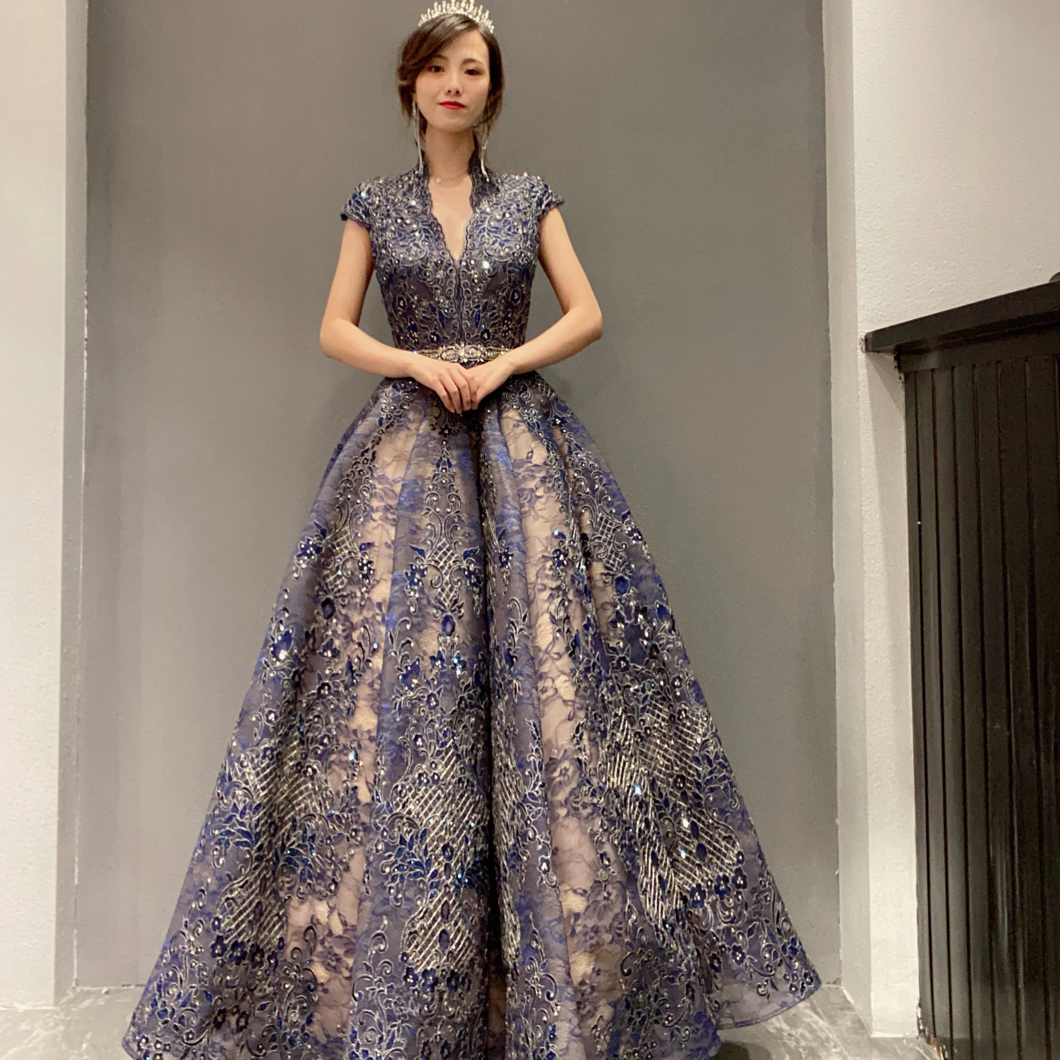 

Роскошные свадебные вечерние платья Стразы с разрезом, а-силуэт, Украшенные бусинами, 2021, Новое Стильное формальное платье, коктейльное пла...